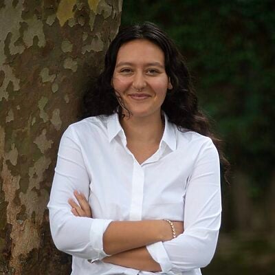 Shana Kleiner Headshot