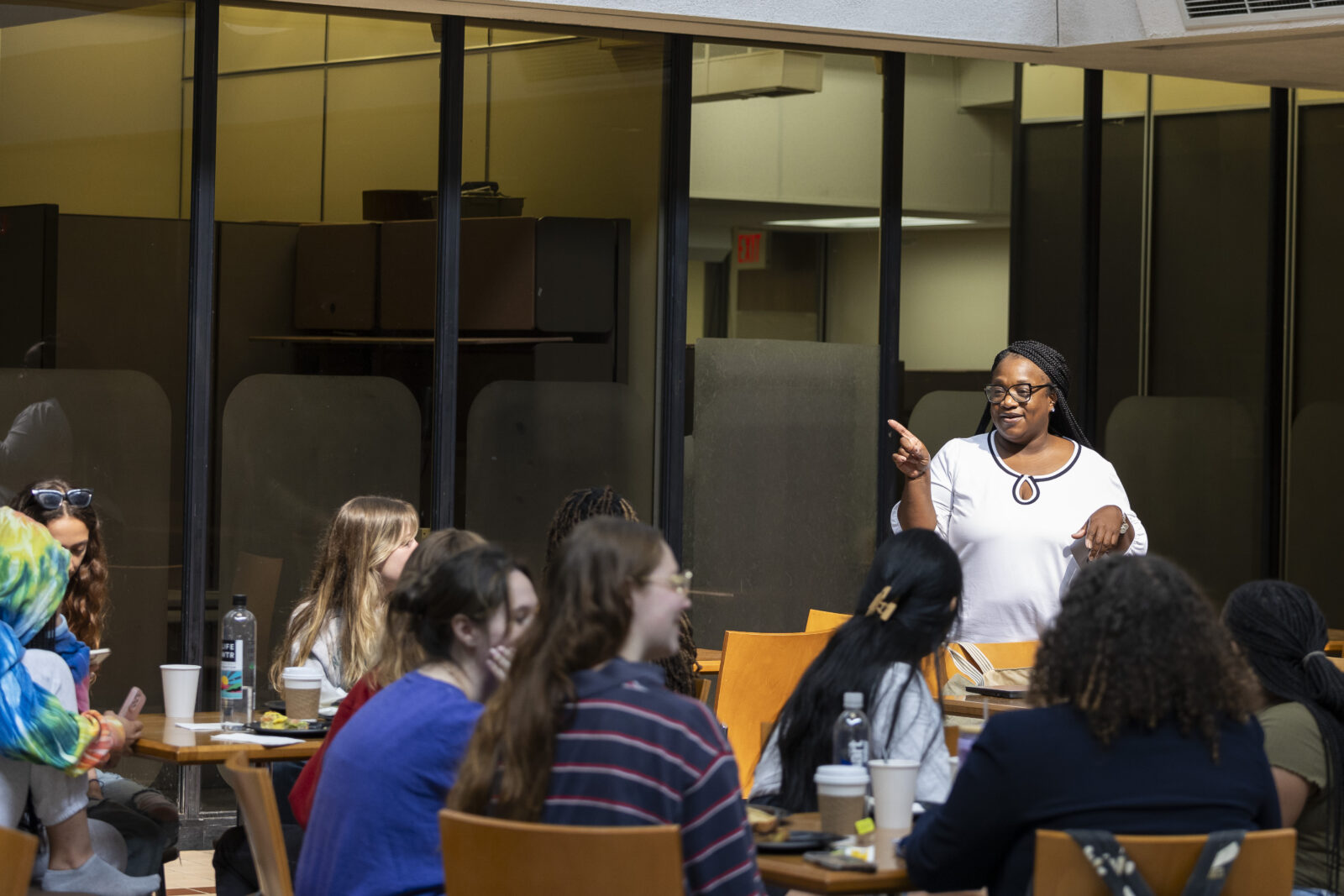 Leslie Daniels, SP2's Director of Field Education, speaks to a group of students